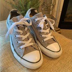 Women’s Gray Low Top Converse